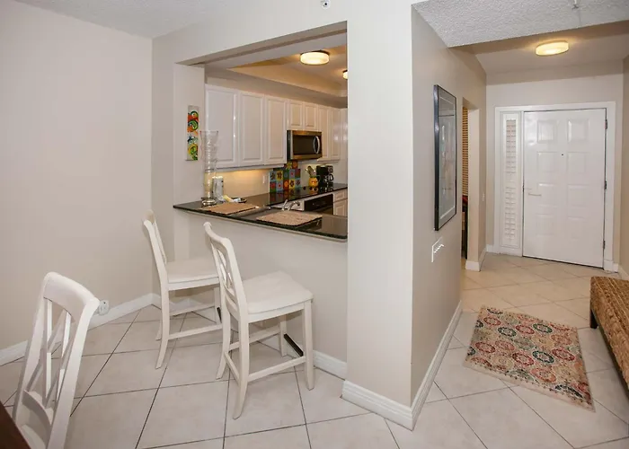 Colony East 12c Apartment